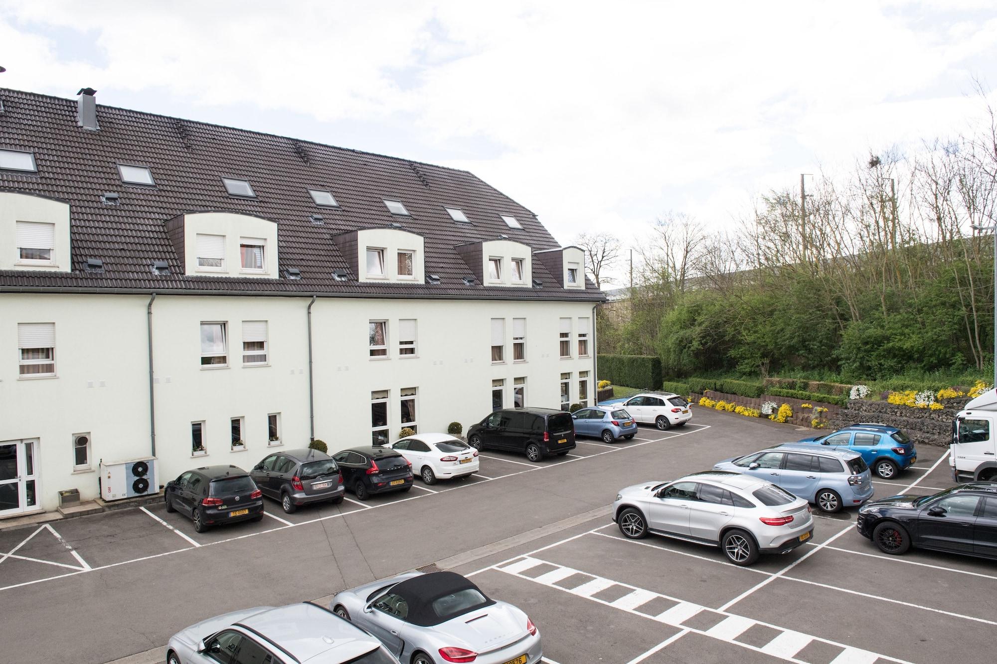 Hotel-Restaurant Gulliver Bascharage Kültér fotó